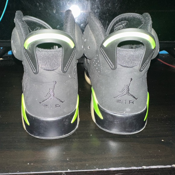 Jordan electric 6s - Picture 2 of 4